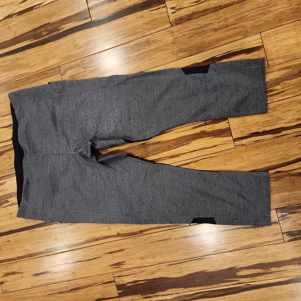 Lululemon pants - Picture 2 of 6